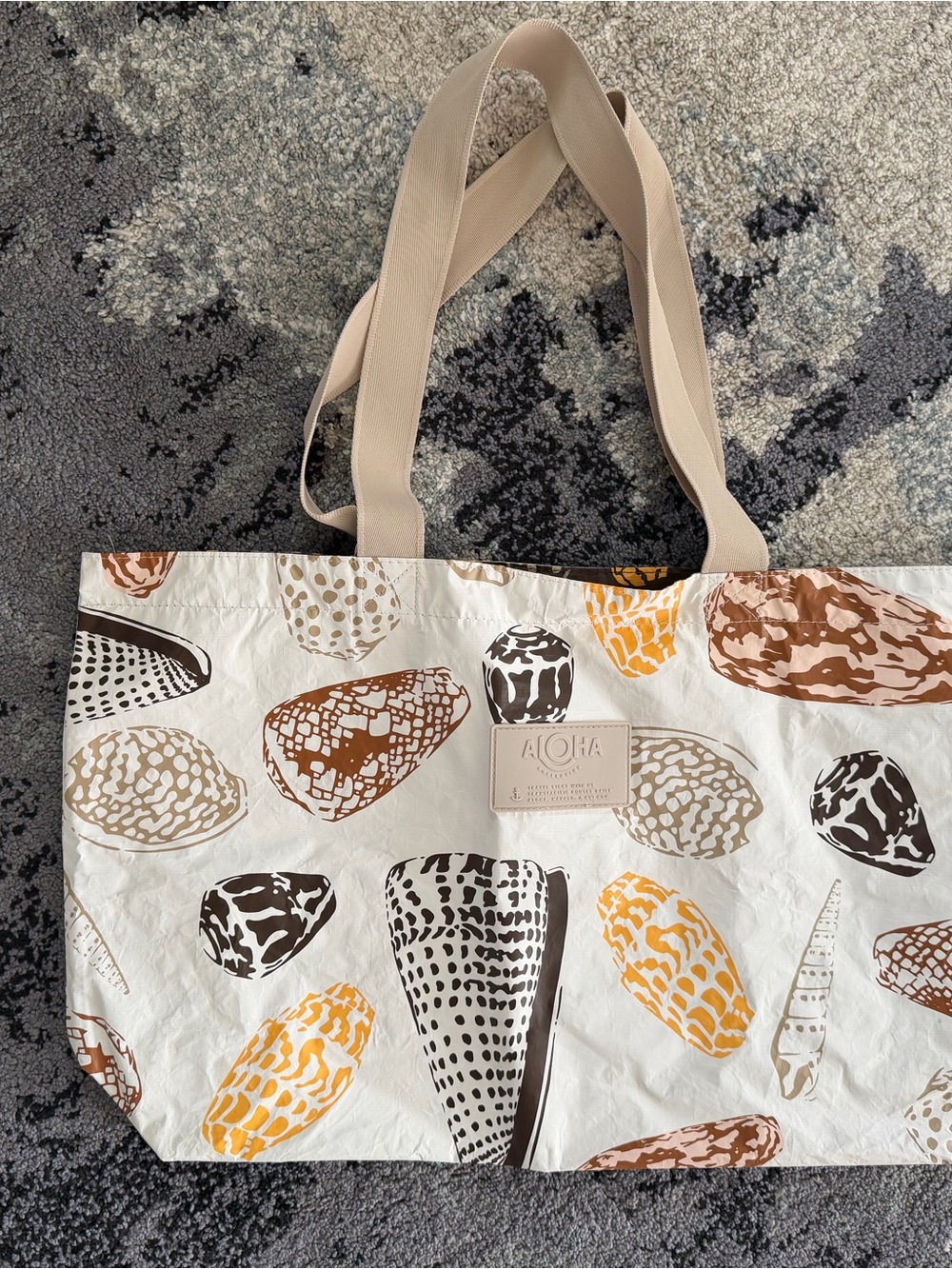 ALOHA Collection White Tote with Brown, Tan & Yellow Shell Print